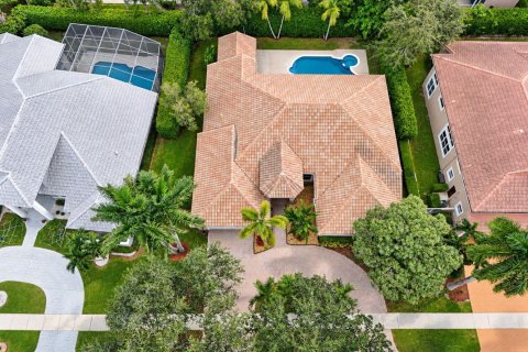 House in Coral Springs, Florida 6 bedrooms, 312.8 sq.m. № 2429811 - photo 15