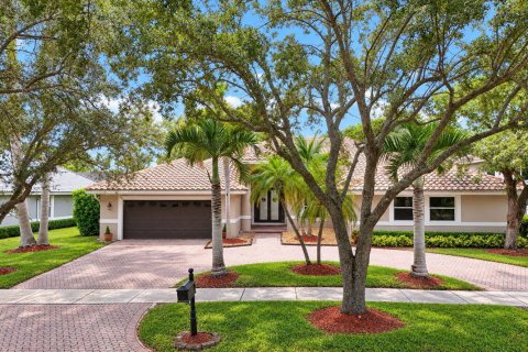 House in Coral Springs, Florida 6 bedrooms, 312.8 sq.m. № 2429811 - photo 2