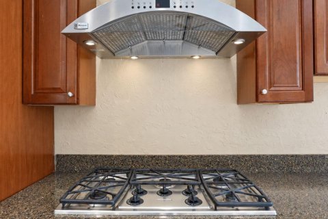 House in Coral Springs, Florida 6 bedrooms, 312.8 sq.m. № 2429811 - photo 27