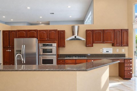 House in Coral Springs, Florida 6 bedrooms, 312.8 sq.m. № 2429811 - photo 29