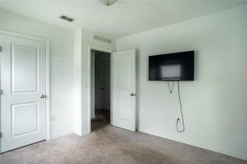 Townhouse in Davenport, Florida 3 bedrooms, 137.5 sq.m. № 1901793 - photo 15
