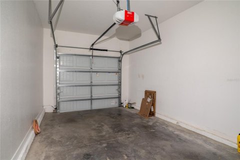 Townhouse in Davenport, Florida 3 bedrooms, 137.5 sq.m. № 1901793 - photo 18
