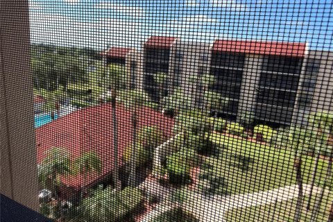 Condo in Port Charlotte, Florida, 2 bedrooms  № 2099398 - photo 25