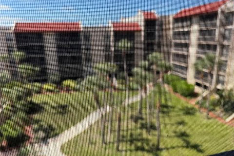 Condo in Port Charlotte, Florida, 2 bedrooms  № 2099398 - photo 24