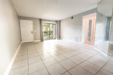 Copropriété à vendre à Winter Park, Floride: 2 chambres, 70.23 m2 № 2371310 - photo 9