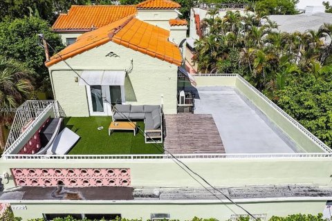 Купить коммерческую недвижимость в Майами-Бич, Флорида № 2035008 - фото 4