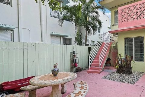 Купить коммерческую недвижимость в Майами-Бич, Флорида № 2035008 - фото 7