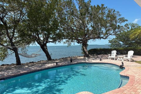 Villa ou maison à vendre à Islamorada, Village of Islands, Floride: 8 chambres № 2072682 - photo 2