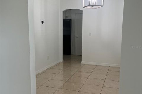 Casa en venta en Kissimmee, Florida, 4 dormitorios, 175.49 m2 № 1895056 - foto 5
