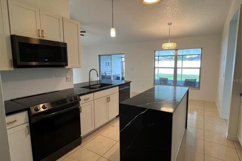 Casa en venta en Kissimmee, Florida, 4 dormitorios, 175.49 m2 № 1895056 - foto 11