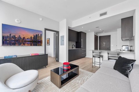 Condominio en venta en Miami, Florida, 1 dormitorio, 57.32 m2 № 2253067 - foto 4