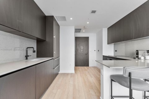 Condominio en venta en Miami, Florida, 1 dormitorio, 57.32 m2 № 2253067 - foto 13