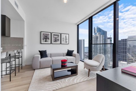 Condominio en venta en Miami, Florida, 1 dormitorio, 57.32 m2 № 2253067 - foto 2