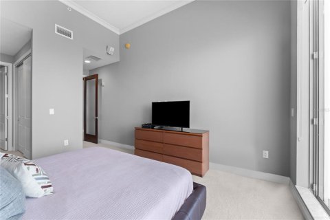 Condo in Tampa, Florida, 3 bedrooms  № 1805793 - photo 24