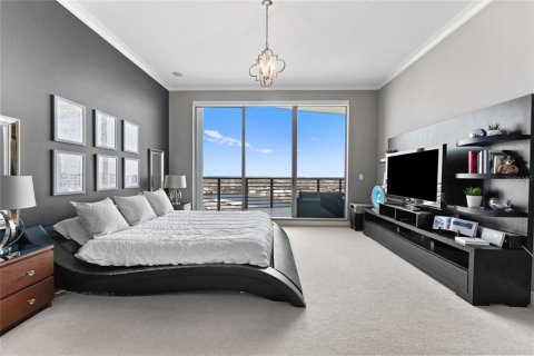Condo in Tampa, Florida, 3 bedrooms  № 1805793 - photo 17