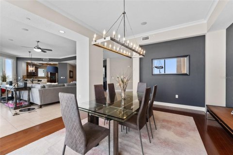 Condo in Tampa, Florida, 3 bedrooms  № 1805793 - photo 9