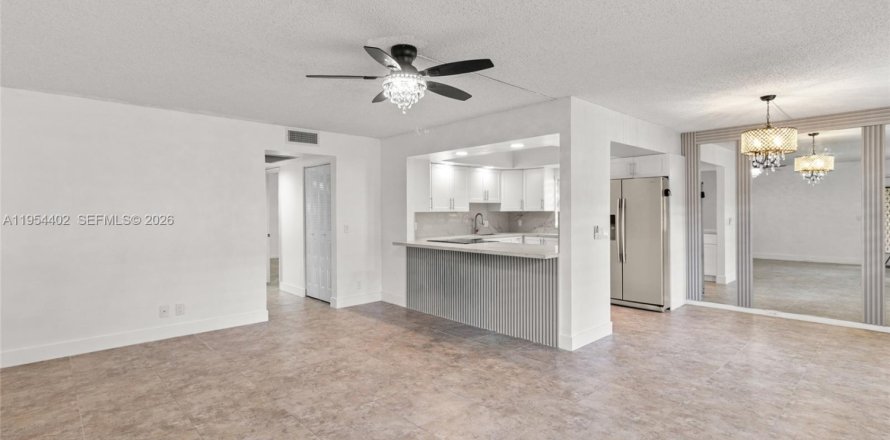 Condo à Pembroke Pines, Floride, 2 chambres  № 2010842