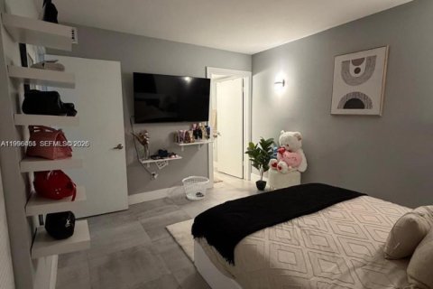 Condo in Miami, Florida, 2 bedrooms № 2076272 - photo 19