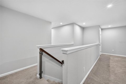 Townhouse in Lutz, Florida 3 bedrooms, 207.17 sq.m. № 2299944 - photo 22