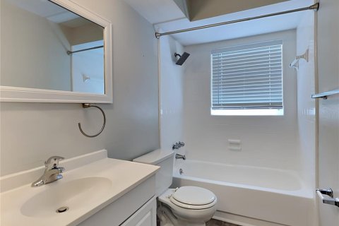 Apartment in Clearwater, Florida 3 bedrooms, 79.43 sq.m. № 1906726 - photo 10