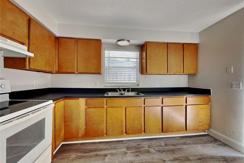 Apartment in Clearwater, Florida 3 bedrooms, 79.43 sq.m. № 1906726 - photo 4