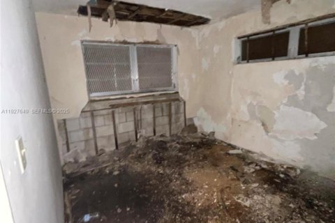 Casa en venta en Deerfield Beach, Florida, 3 dormitorios, 152.17 m2 № 1987909 - foto 9