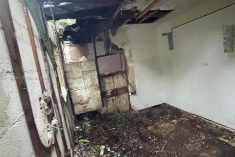 Casa en venta en Deerfield Beach, Florida, 3 dormitorios, 152.17 m2 № 1987909 - foto 16