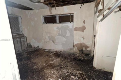 Casa en venta en Deerfield Beach, Florida, 3 dormitorios, 152.17 m2 № 1987909 - foto 11