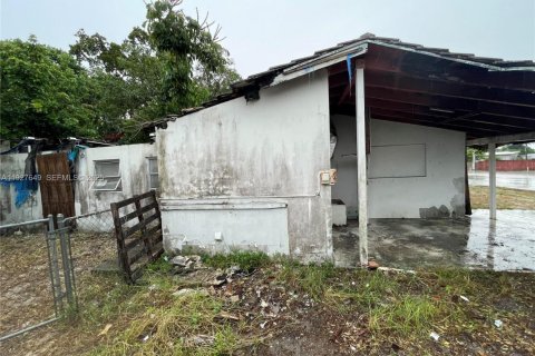 Casa en venta en Deerfield Beach, Florida, 3 dormitorios, 152.17 m2 № 1987909 - foto 2