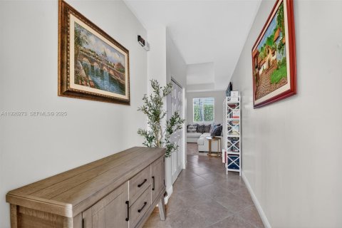 Adosado en venta en Lake Worth, Florida, 3 dormitorios, 155.89 m2 № 1985710 - foto 2