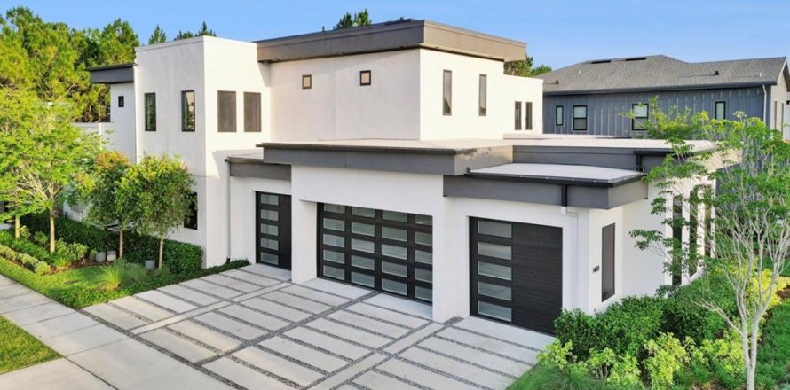 House in Orlando, Florida 5 bedrooms, 428.19 sq.m. № 2377506