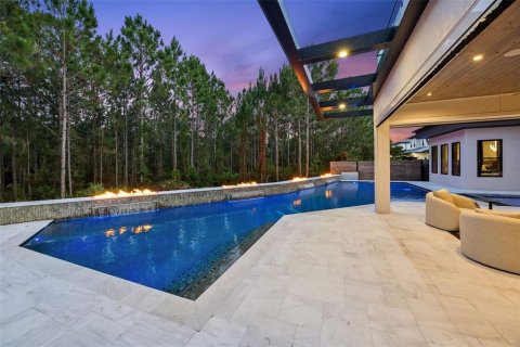 House in Orlando, Florida 5 bedrooms, 428.19 sq.m. № 2377506 - photo 20