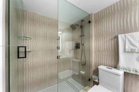 Condominio en alquiler en Miami Beach, Florida, 2 dormitorios, 90.12 m2 № 1978152 - foto 30