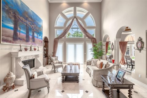 House in Pinecrest, Florida 7 bedrooms, 654.12 sq.m. № 2067200 - photo 6