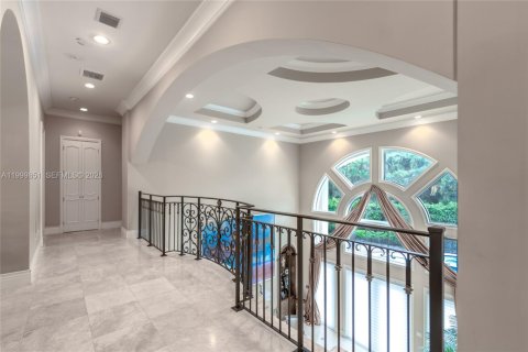 House in Pinecrest, Florida 7 bedrooms, 654.12 sq.m. № 2067200 - photo 26