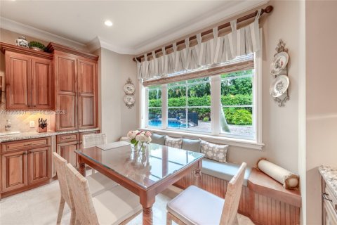 House in Pinecrest, Florida 7 bedrooms, 654.12 sq.m. № 2067200 - photo 19