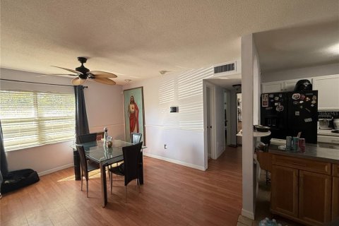 Villa ou maison à vendre à Orlando, Floride: 3 chambres, 84.73 m2 № 2430868 - photo 20