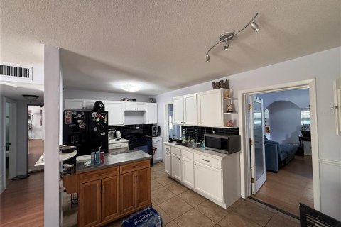 Villa ou maison à vendre à Orlando, Floride: 3 chambres, 84.73 m2 № 2430868 - photo 19