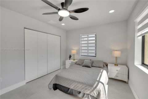Casa en alquiler en Miami, Florida, 3 dormitorios, 108.23 m2 № 2012401 - foto 8