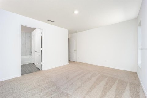 House in Lake Alfred, Florida 3 bedrooms, 114.36 sq.m. № 1799737 - photo 11