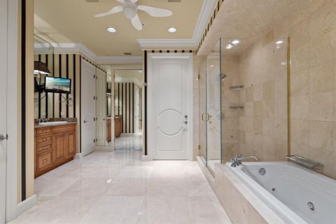 Condominio en venta en Orlando, Florida, 3 dormitorios, 394.28 m2 № 1613186 - foto 23