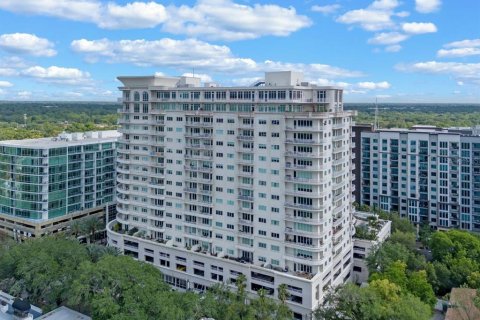 Condominio en venta en Orlando, Florida, 3 dormitorios, 394.28 m2 № 1613186 - foto 1