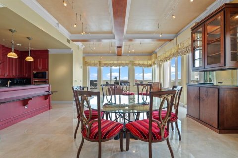 Condominio en venta en Orlando, Florida, 3 dormitorios, 394.28 m2 № 1613186 - foto 8