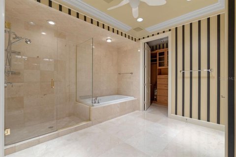 Condominio en venta en Orlando, Florida, 3 dormitorios, 394.28 m2 № 1613186 - foto 22