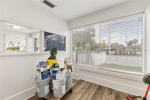 Commercial property in Orlando, Florida 187.11 sq.m. № 1527580 - photo 19