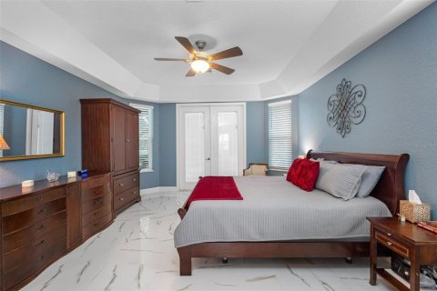 Casa en venta en New Port Richey, Florida, 4 dormitorios, 235.23 m2 № 2157607 - foto 12