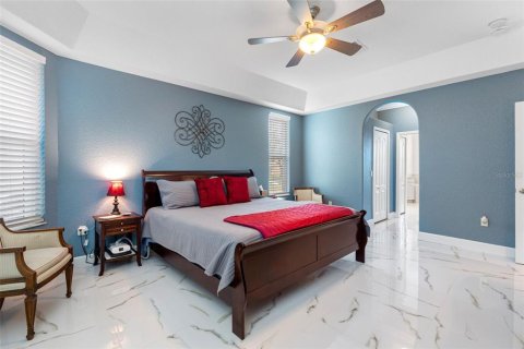 Casa en venta en New Port Richey, Florida, 4 dormitorios, 235.23 m2 № 2157607 - foto 13