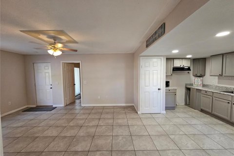 Copropriété à vendre à Ocala, Floride: 2 chambres, 82.22 m2 № 2122751 - photo 6