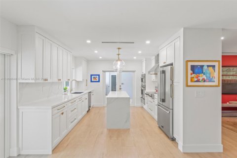 Casa en venta en Palmetto Bay, Florida, 4 dormitorios, 215.9 m2 № 1756660 - foto 19