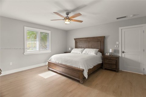 Casa en venta en Palmetto Bay, Florida, 4 dormitorios, 215.9 m2 № 1756660 - foto 30